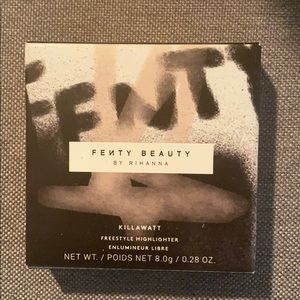 Fenty Beauty, by Rihanna, Freestyle Highlighter